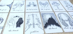 the wandering moon tarot